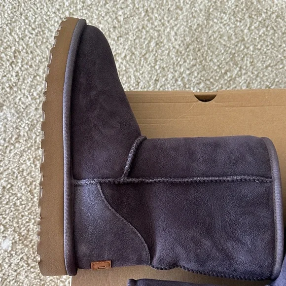 UGG women’s boots - Picture 8 of 10